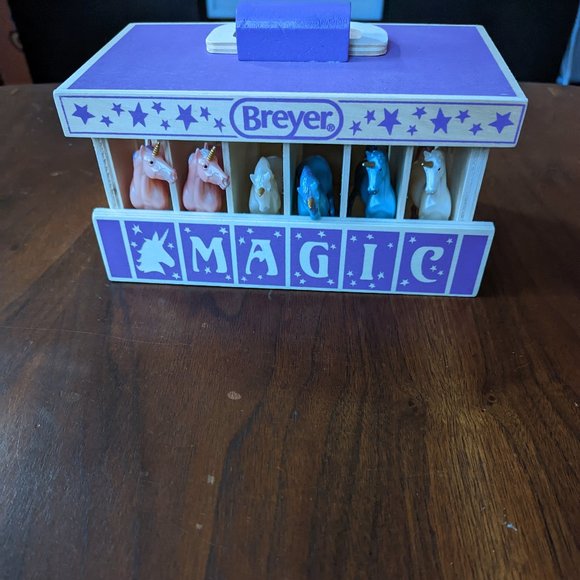 Breyer Toys Breyer Horses Magic Wooden Stable Playset With 6